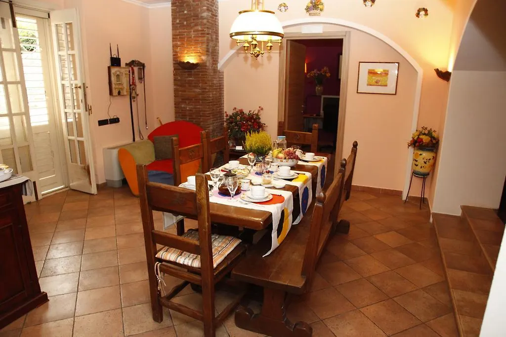 *** Bed & Breakfast B&B Cocus Inn Catania Italy